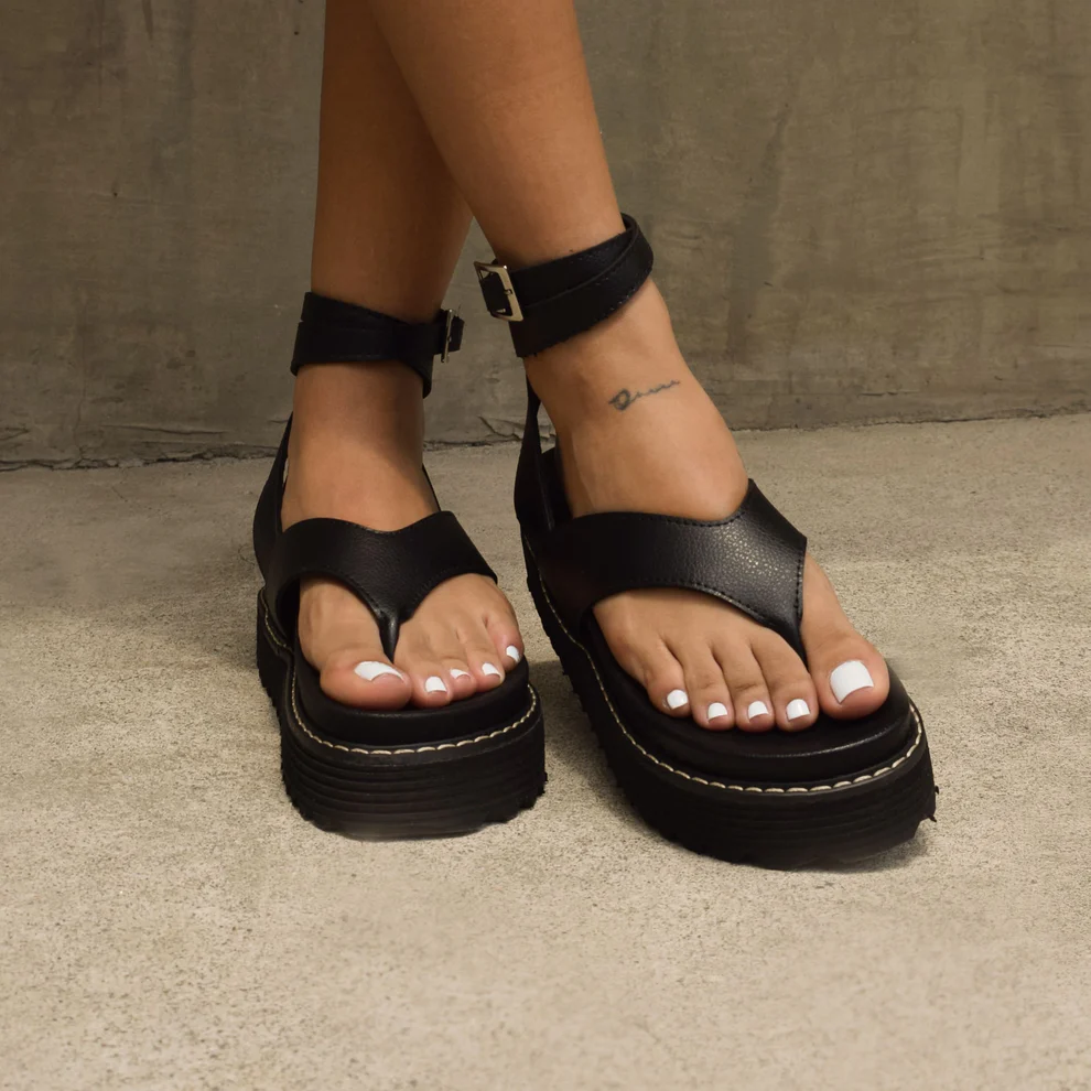 VERONA- NEGRO-36-37-38-39